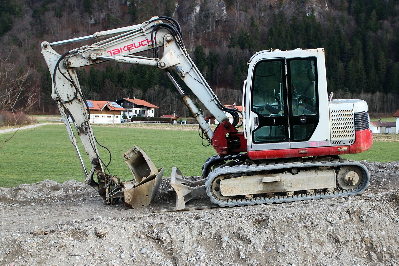 Trench box and utility excavation on a Coeur d'Alene job site